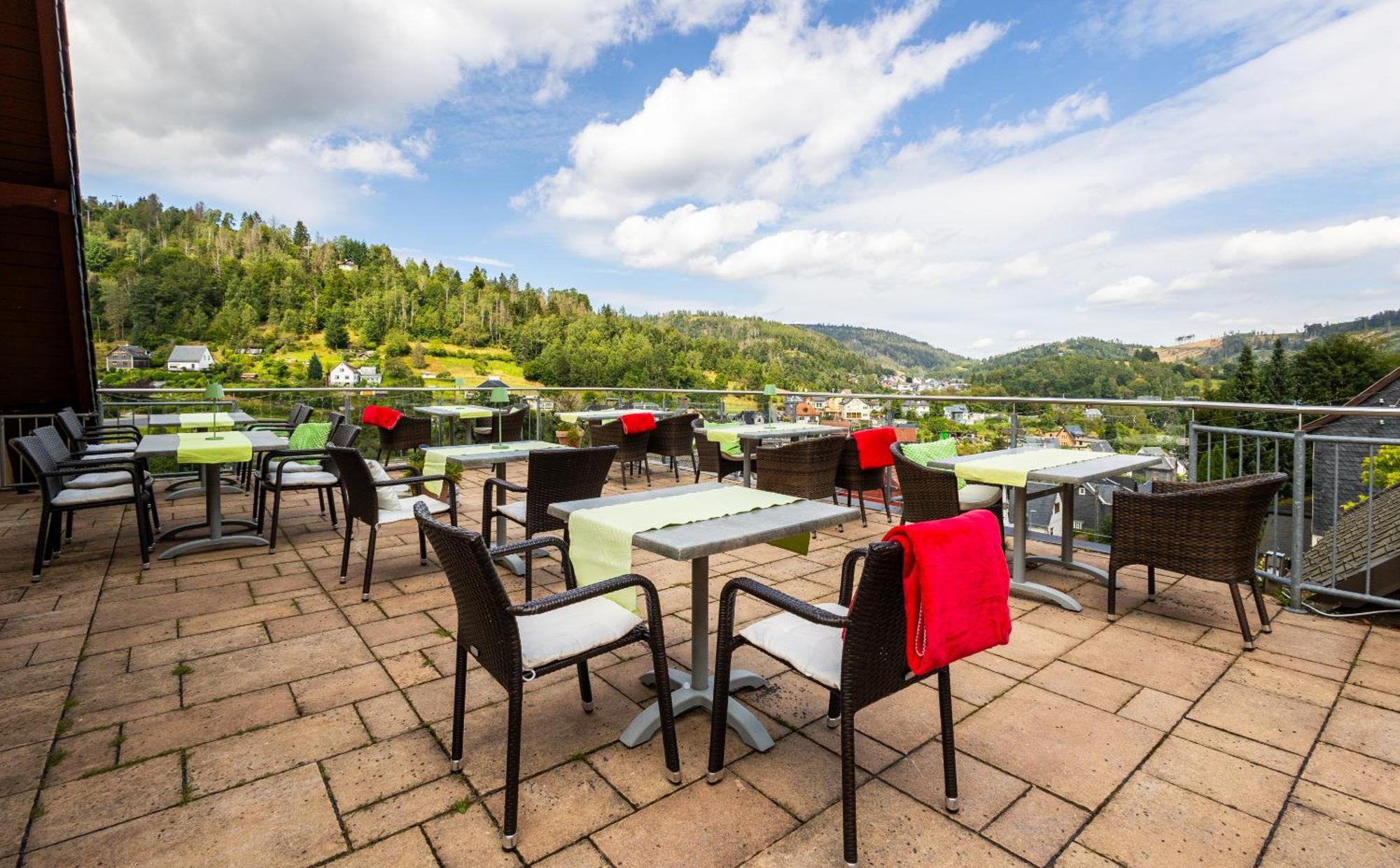 Hotel Schoene Aussicht Steinach  Extérieur photo